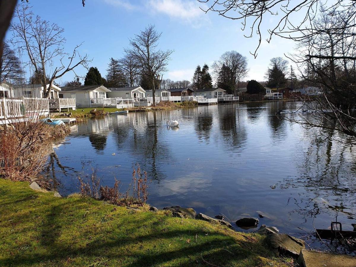 Haggerston Castle 6 Berth Caravan - Lakeside North 23 Cheswick (Northumberland)